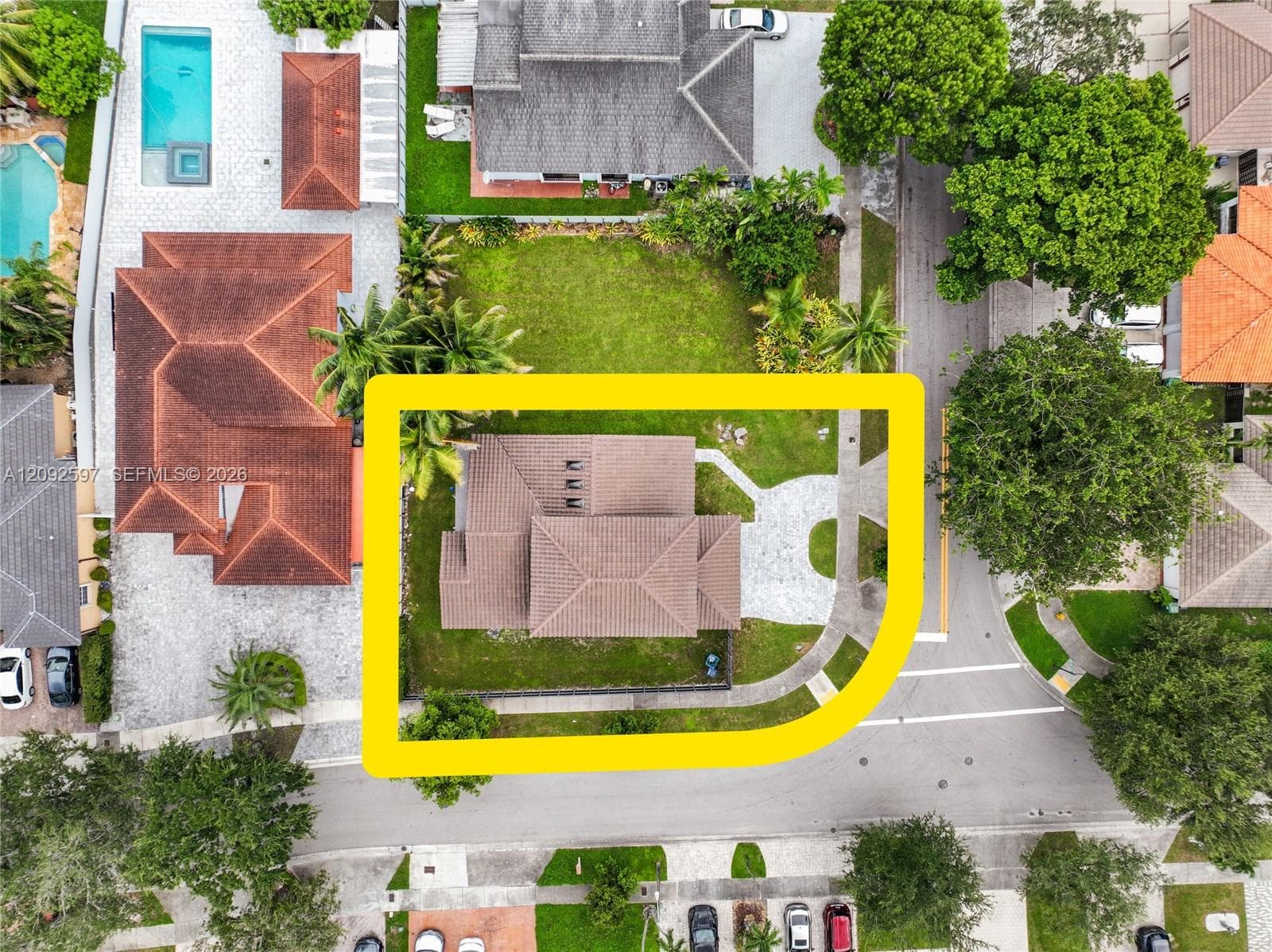 8745 NW 150th Ter photo 42