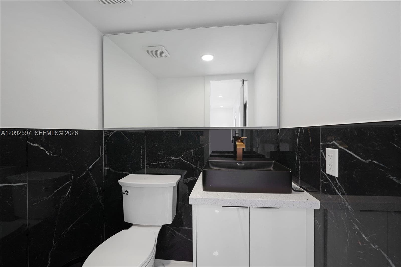 8745 NW 150th Ter photo 17