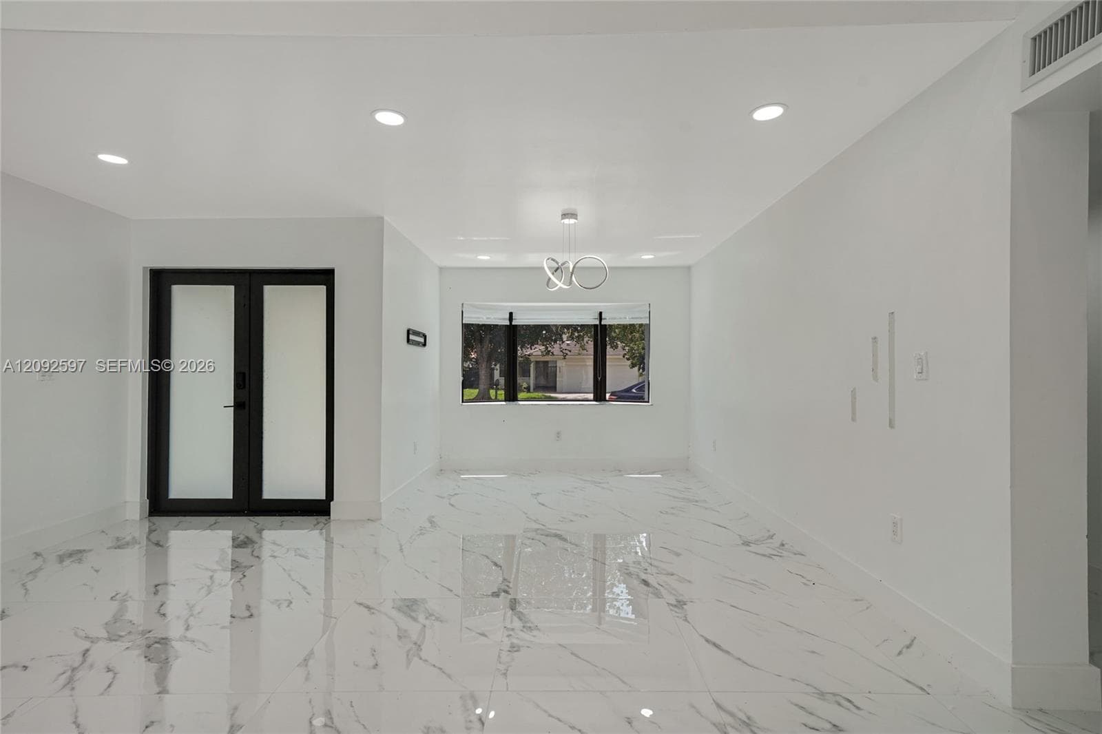 8745 NW 150th Ter photo 3