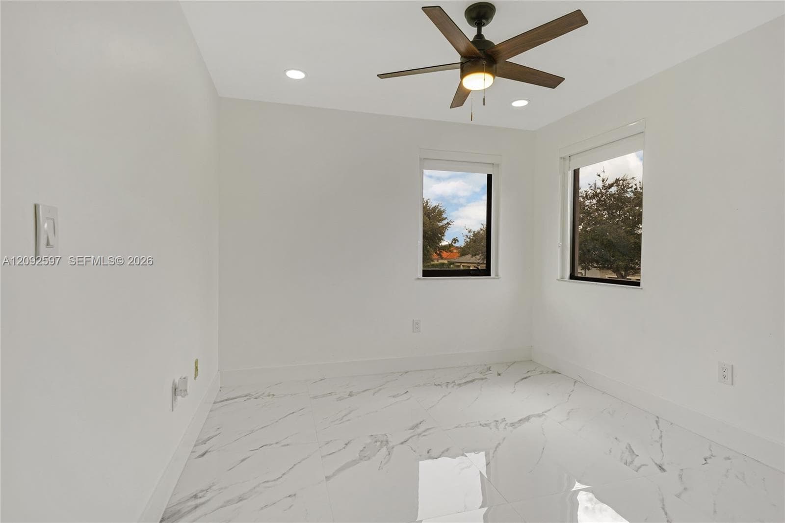 8745 NW 150th Ter photo 28