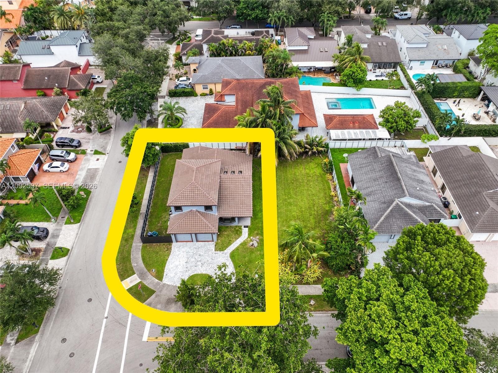8745 NW 150th Ter photo 40