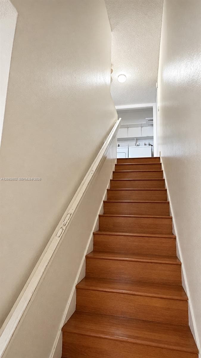 9375 Fontainebleau Blvd · #L-402 in Miami - Photo 12