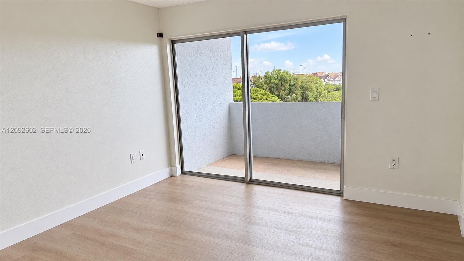 9375 Fontainebleau Blvd · #L-402 in Miami - Photo 25