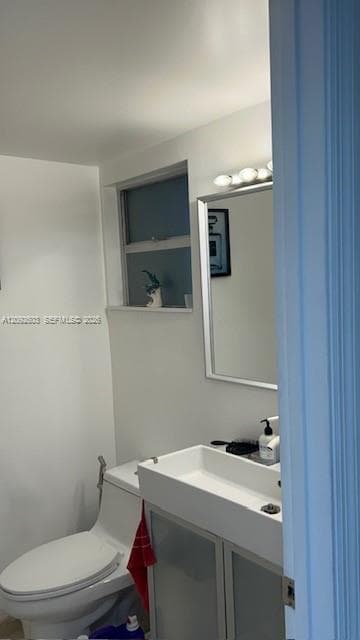 DICKENS GARDENS CONDO · #203 in Miami Beach - Photo 6
