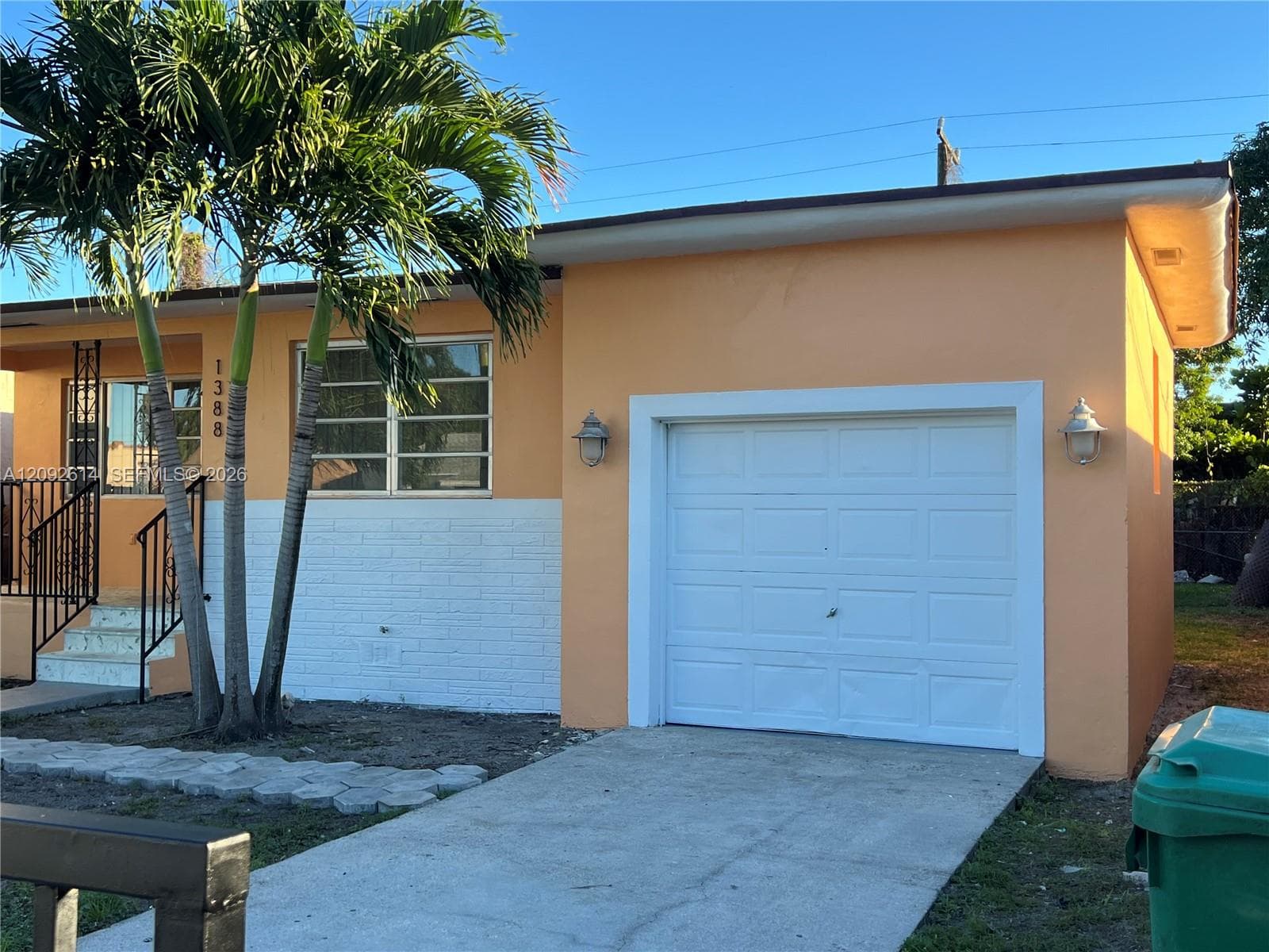 1388 NW 55 St photo 4