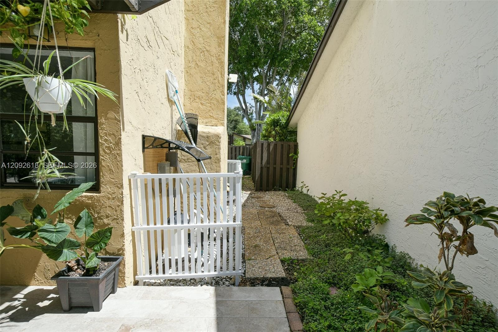 11624 SW 135th Pl photo 29