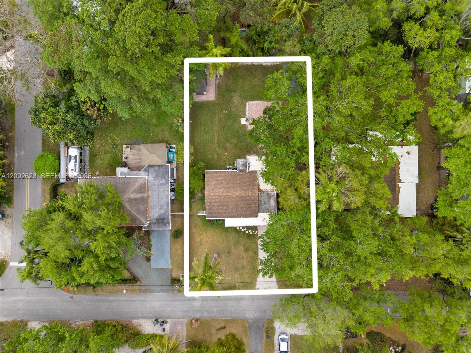 6820 SW 77th Ter photo 2