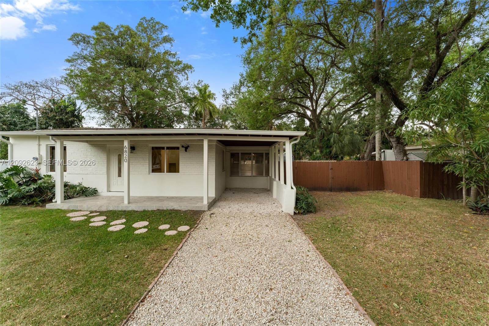 6820 SW 77th Ter photo 6