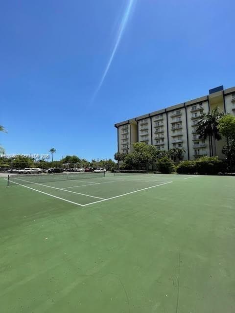 YOLANDA VILLAS CONDO · #718W in Miami - Photo 5
