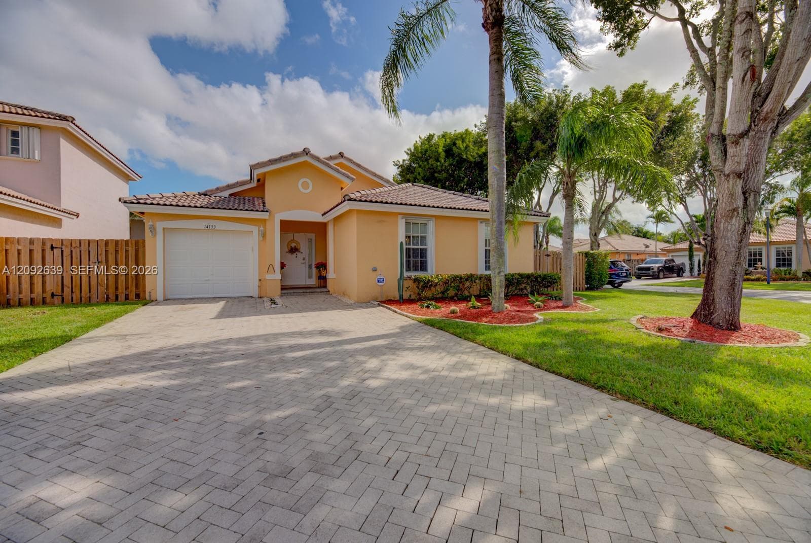14133 SW 154th Pl #. photo 1