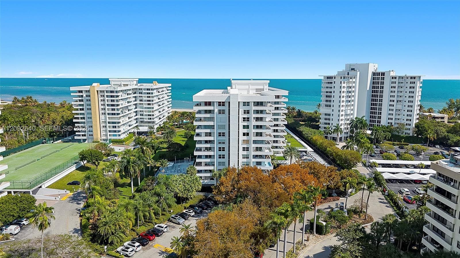 Commodore Club East · #812 in Key Biscayne - Photo 3