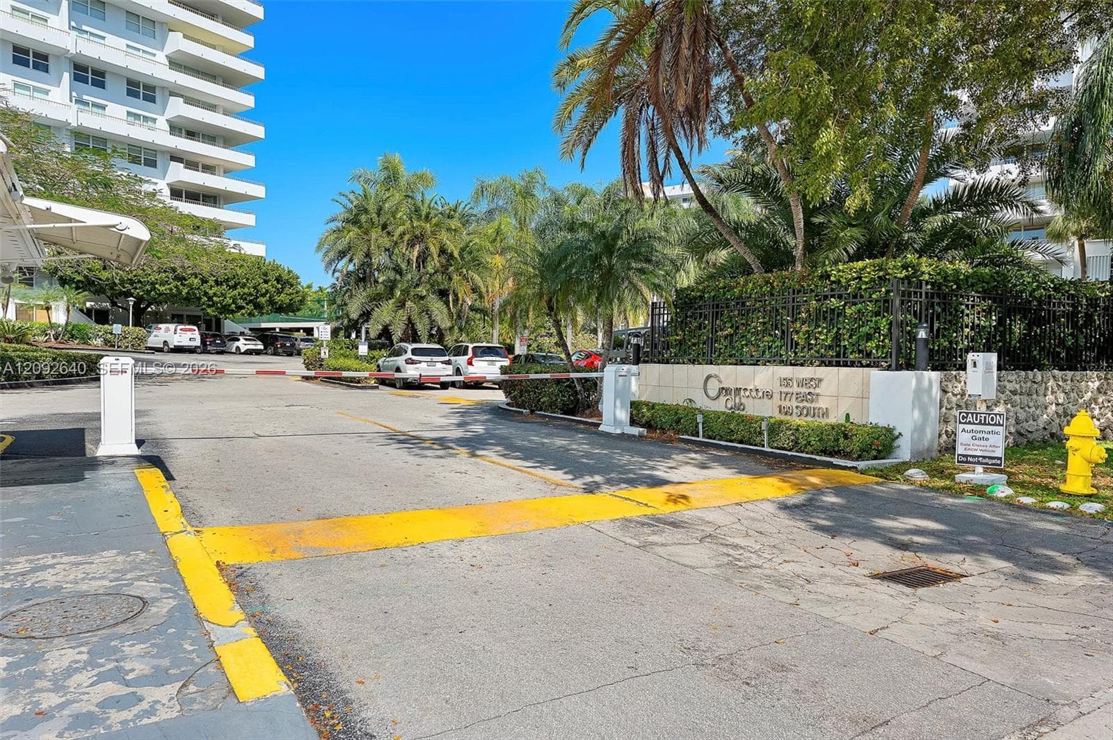 Commodore Club East · #812 in Key Biscayne - Photo 8