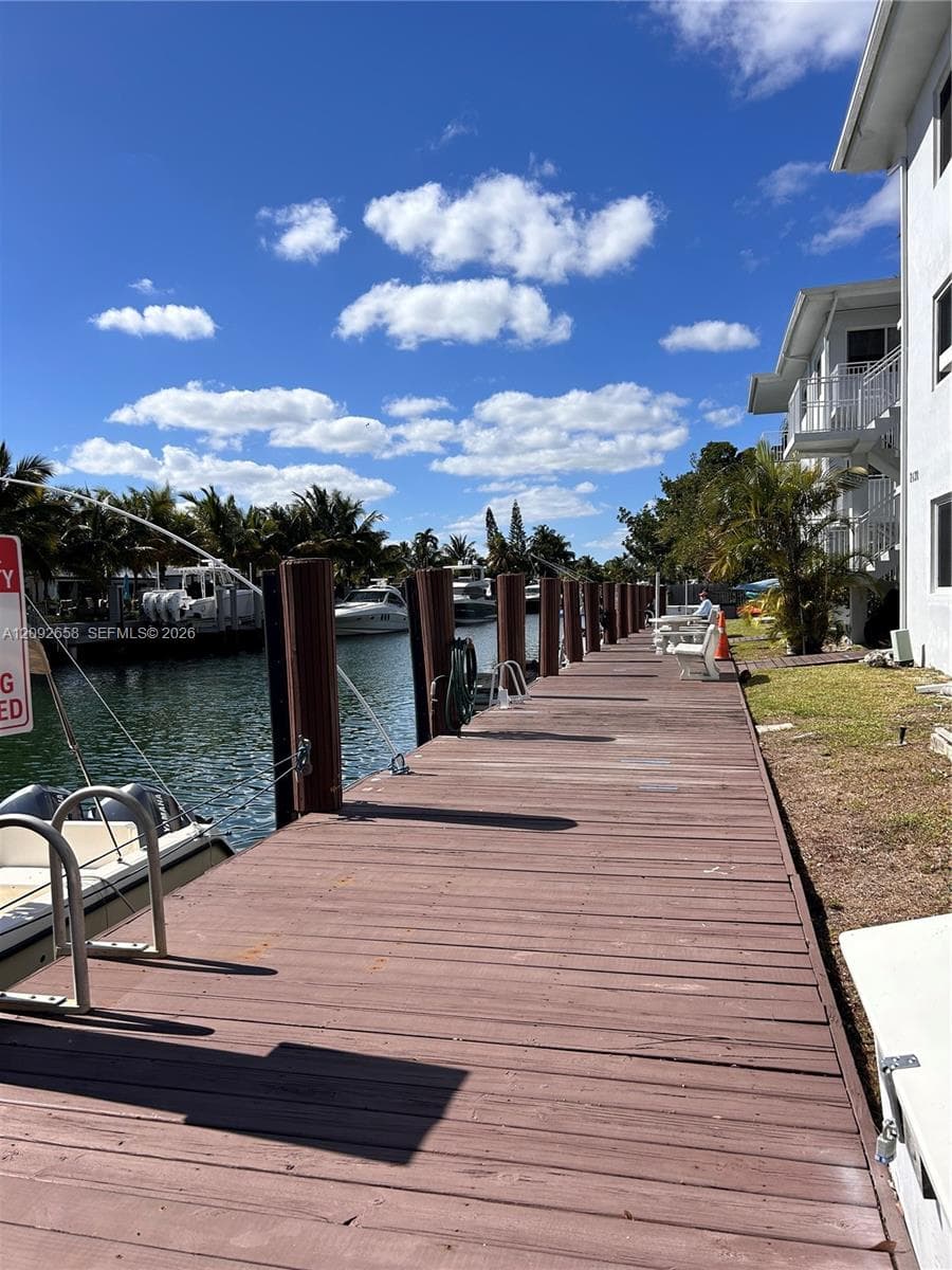KEYSTONE GARDENS CONDO · #201 in North Miami - Photo 20