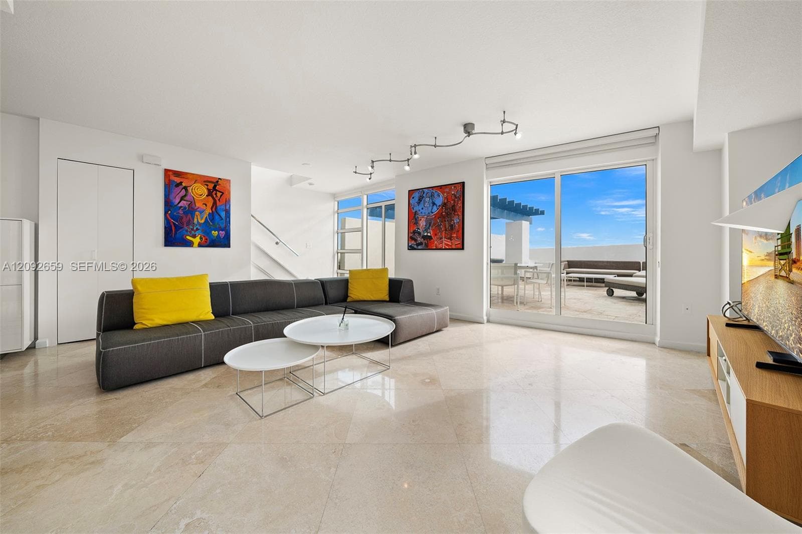 Ocean Blue · #1012 in Miami Beach - Photo 5