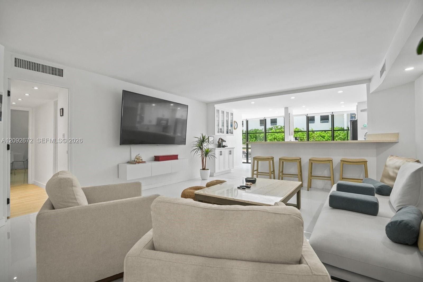MAR DEL PLATA CONDO · #203 in Miami Beach - Photo 3