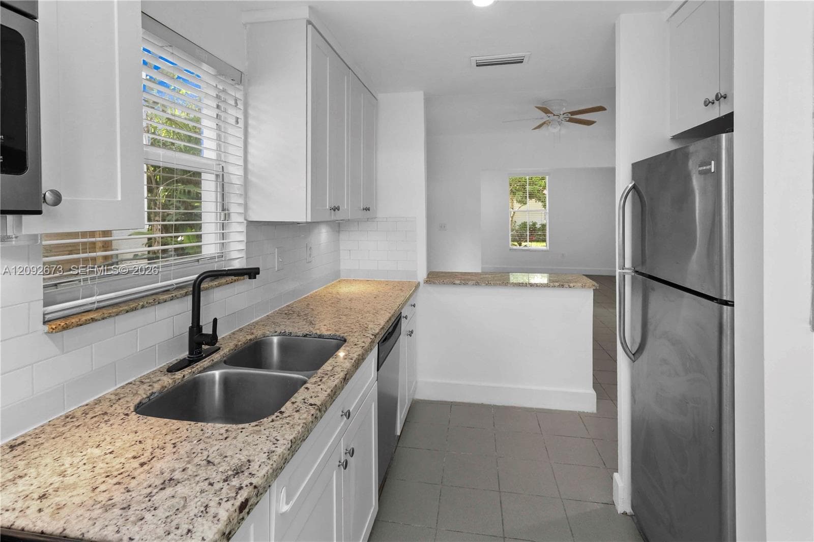 3625 SW 37th Ave #11 photo 9