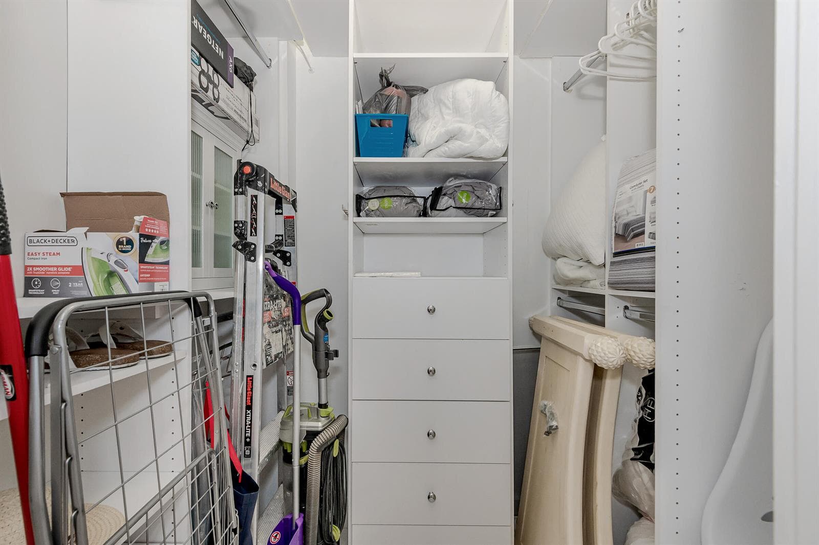Walk in Closet