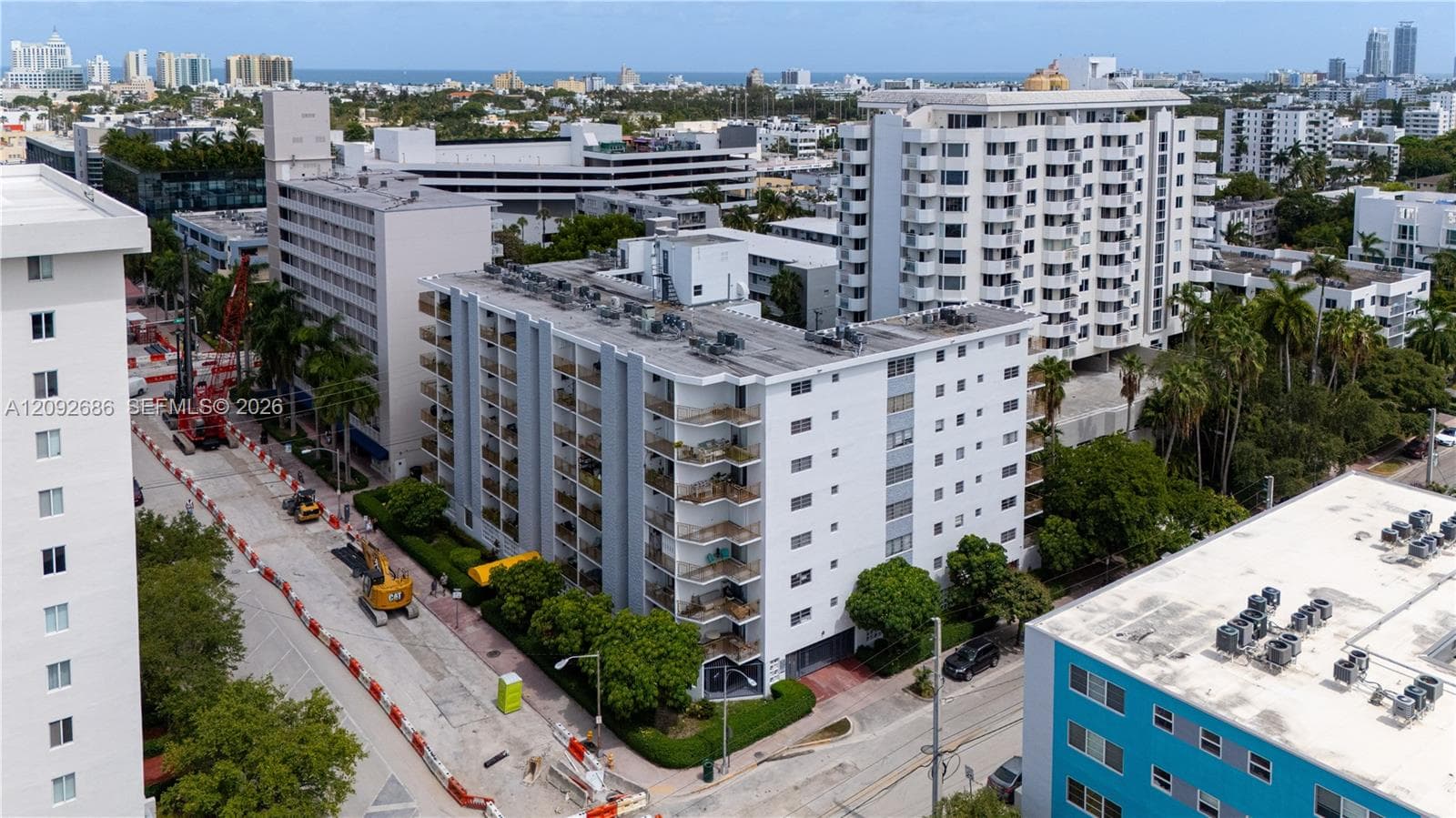GOLDEN HOUSE CONDO · #207 in Miami Beach - Photo 2
