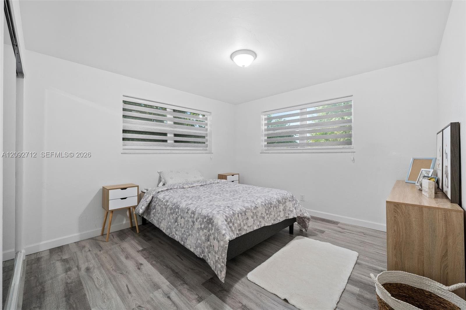 2819 Cleveland St photo 18