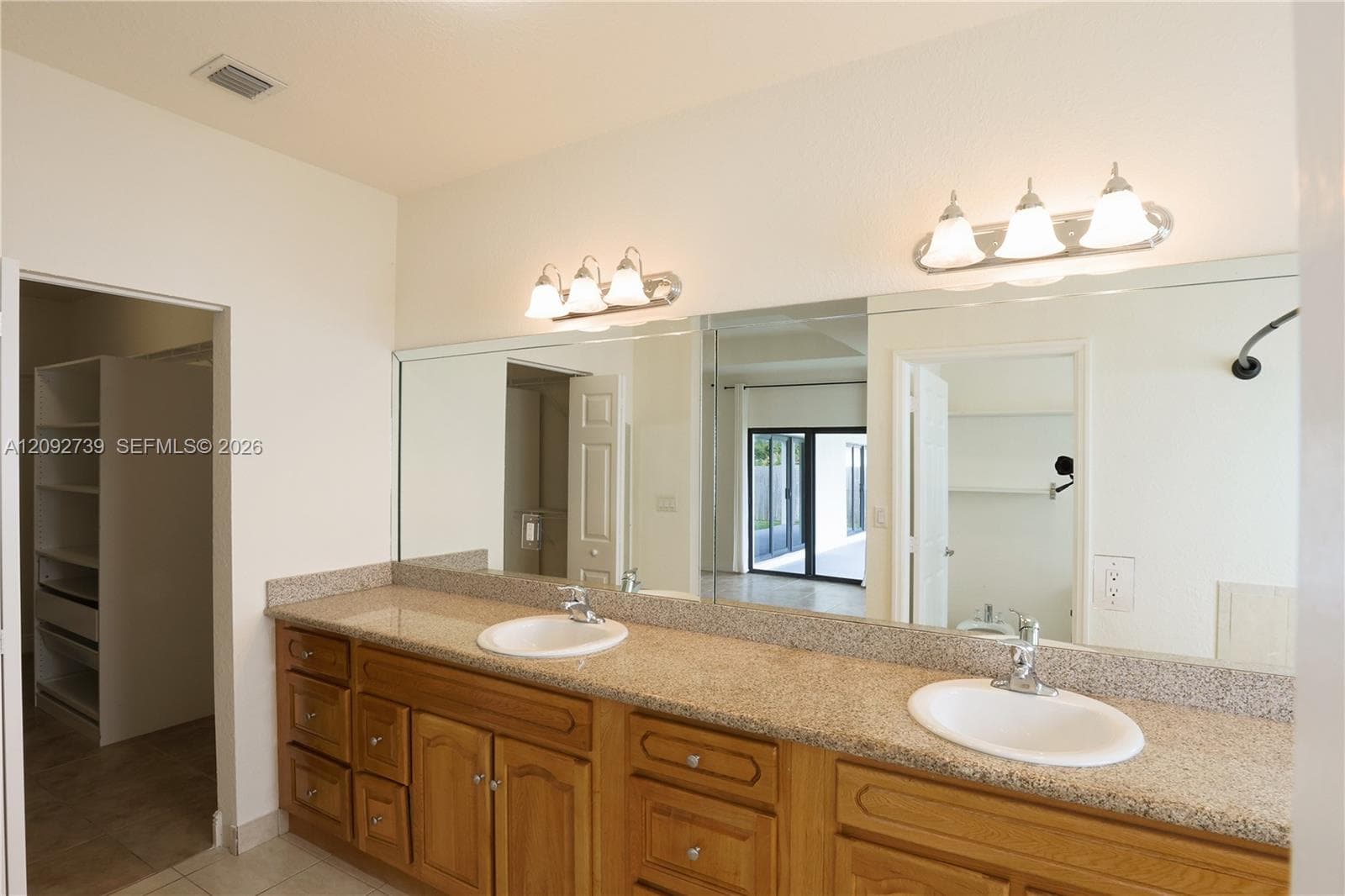 17120 SW 92nd Ct photo 9
