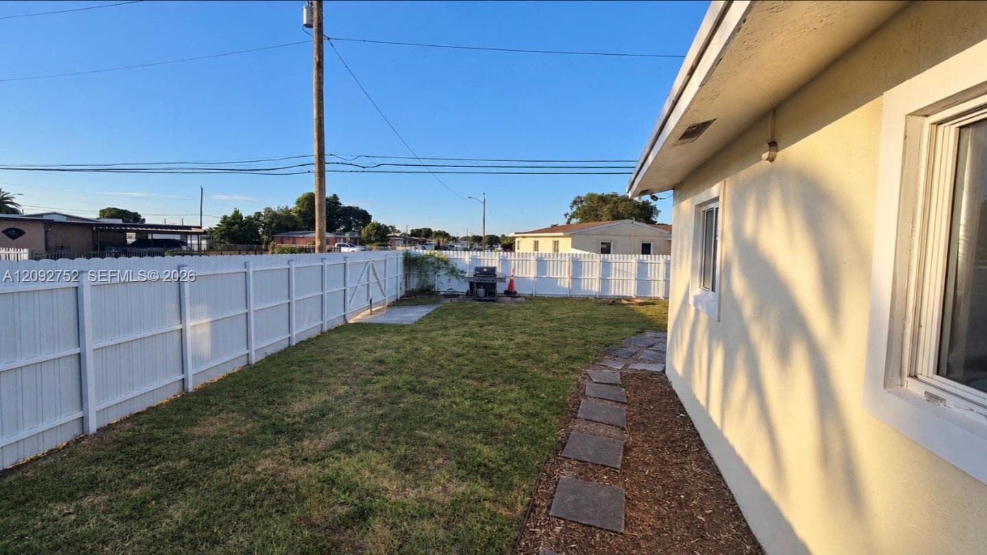 4300 NW 183rd St photo 26