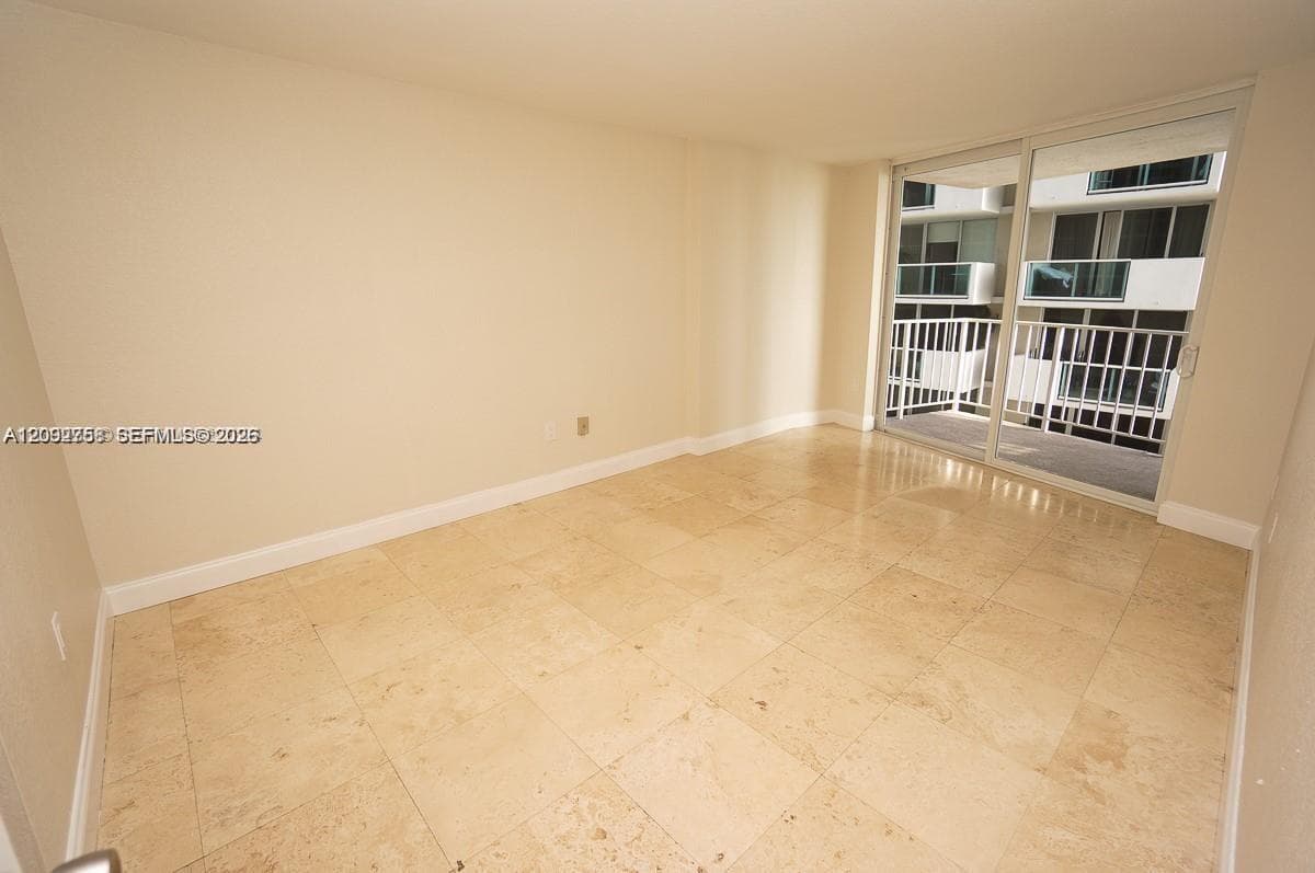 BAYVIEW TERRACE CONDO · #513 in Miami Beach - Photo 9