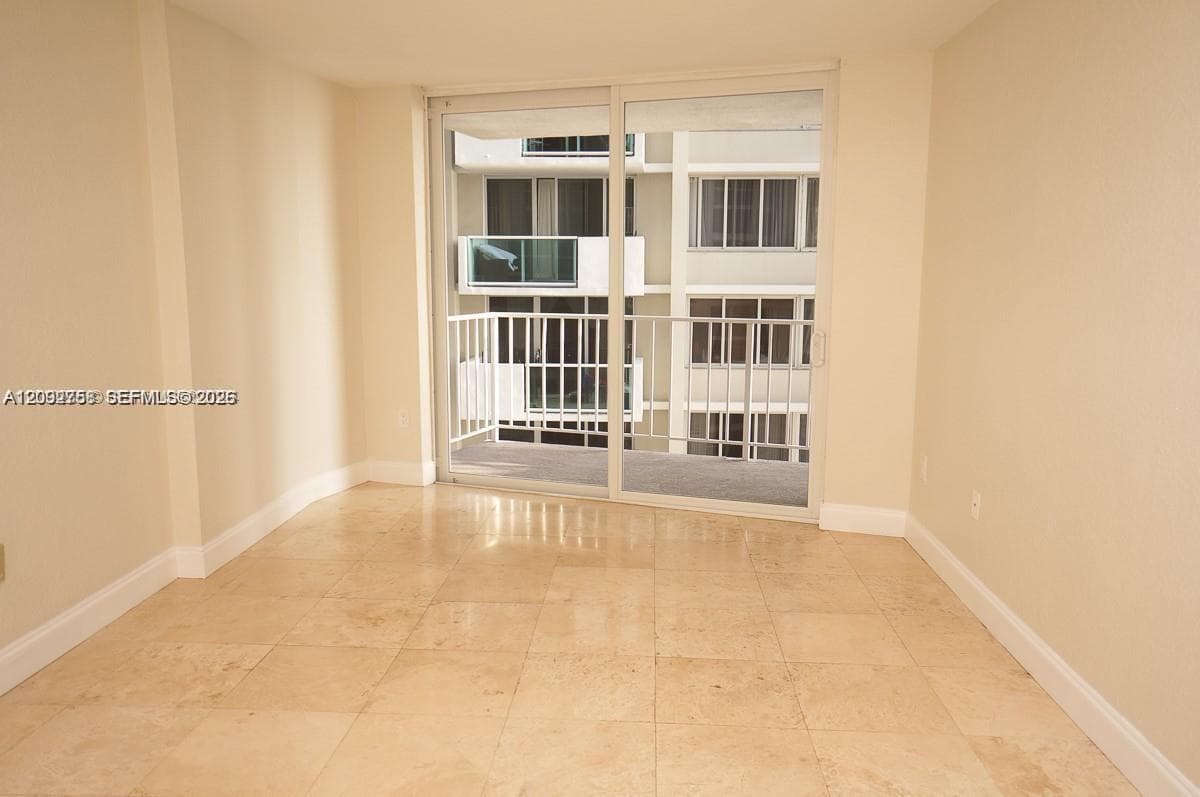 BAYVIEW TERRACE CONDO · #513 in Miami Beach - Photo 10