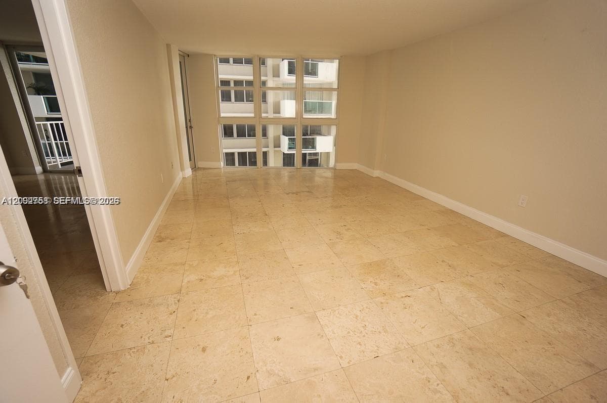 BAYVIEW TERRACE CONDO · #513 in Miami Beach - Photo 8