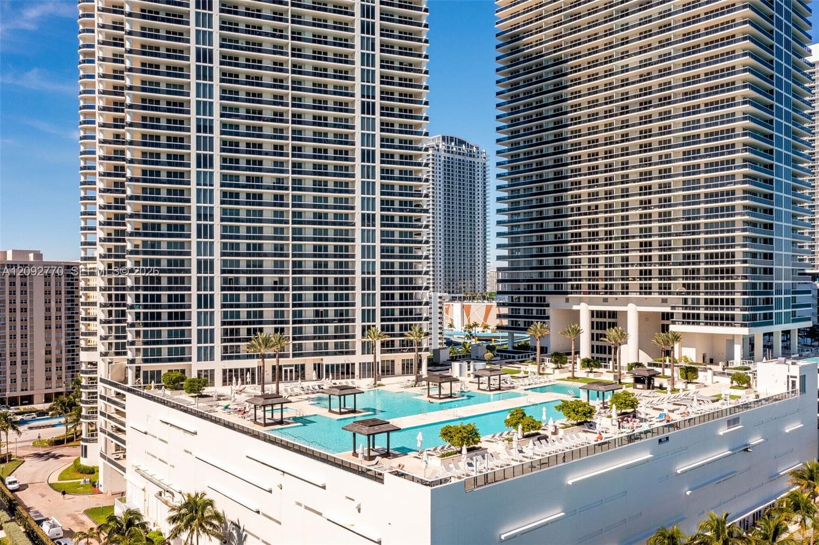 BEACH CLUB TWO CONDO · #4410 in Hallandale Beach - Photo 1