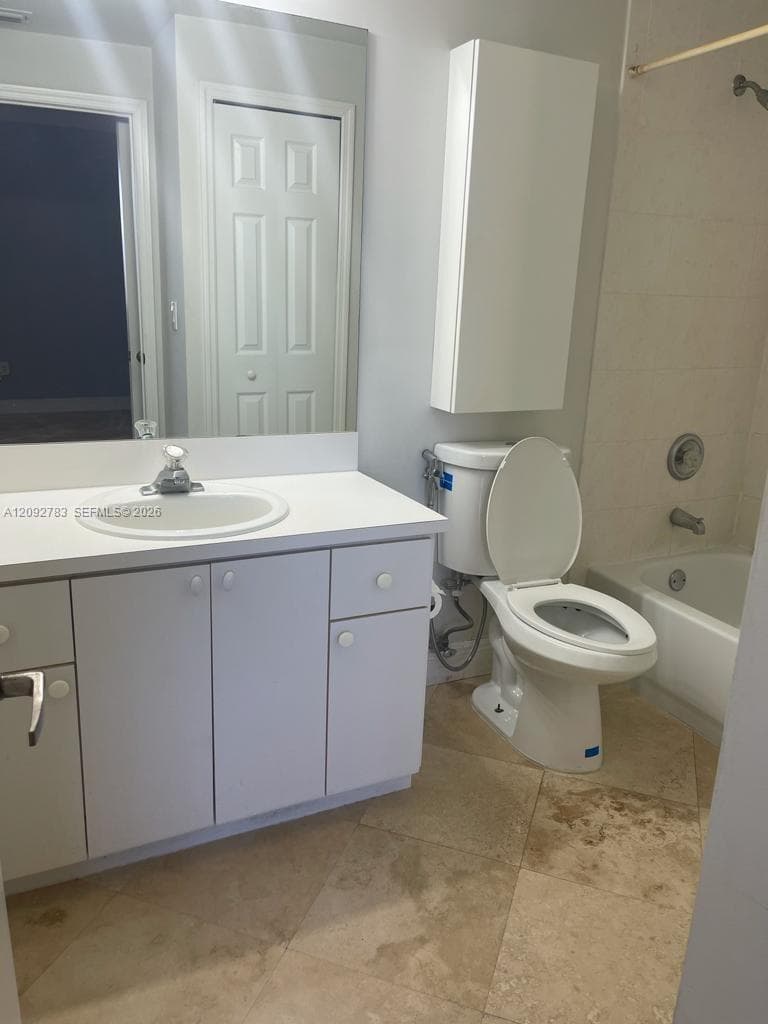 THE COURTS AT DORAL ISLES · #627 in Doral - Photo 7