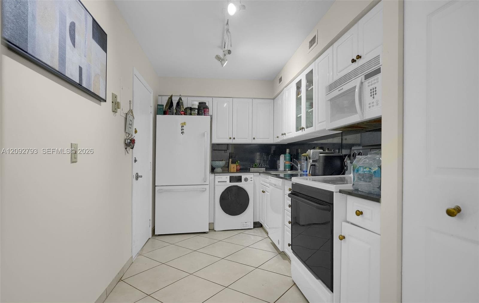 AQUASOL CONDO · #8R in Miami Beach - Photo 14