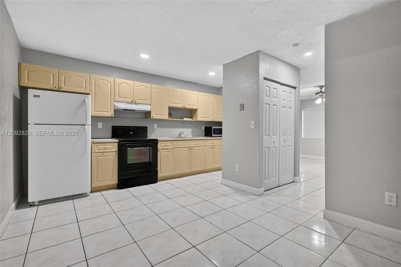 Amelia Park · #106 in Hialeah - Photo 24