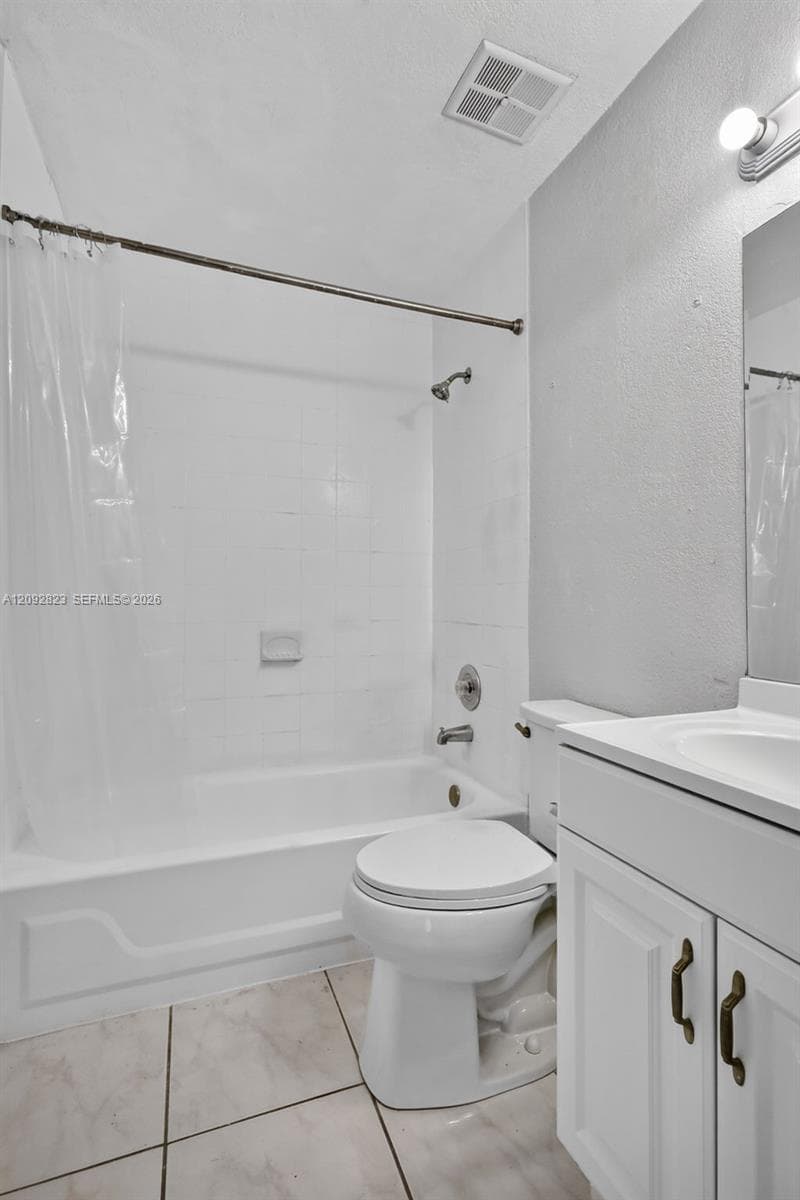 Amelia Park · #106 in Hialeah - Photo 4