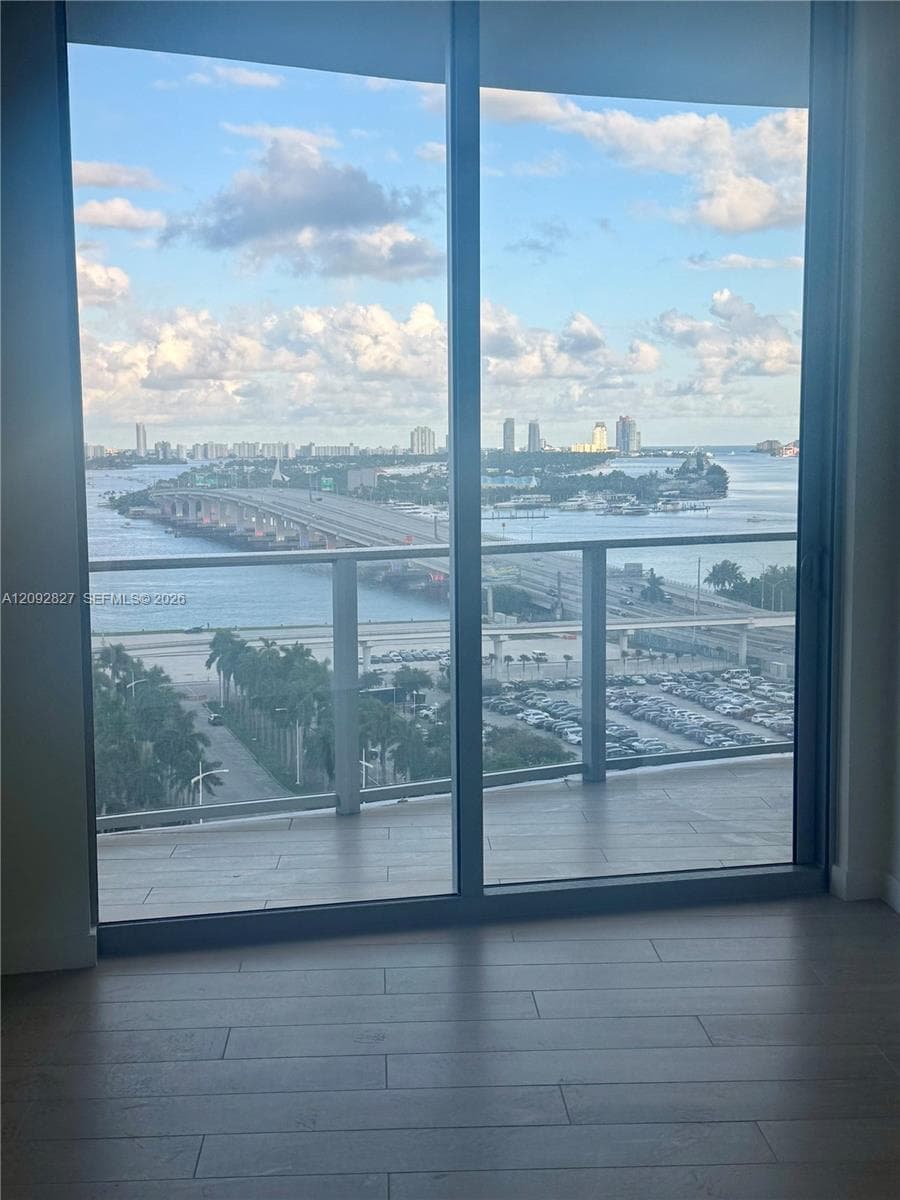 Casa Bella · #1403 in Miami - Photo 8