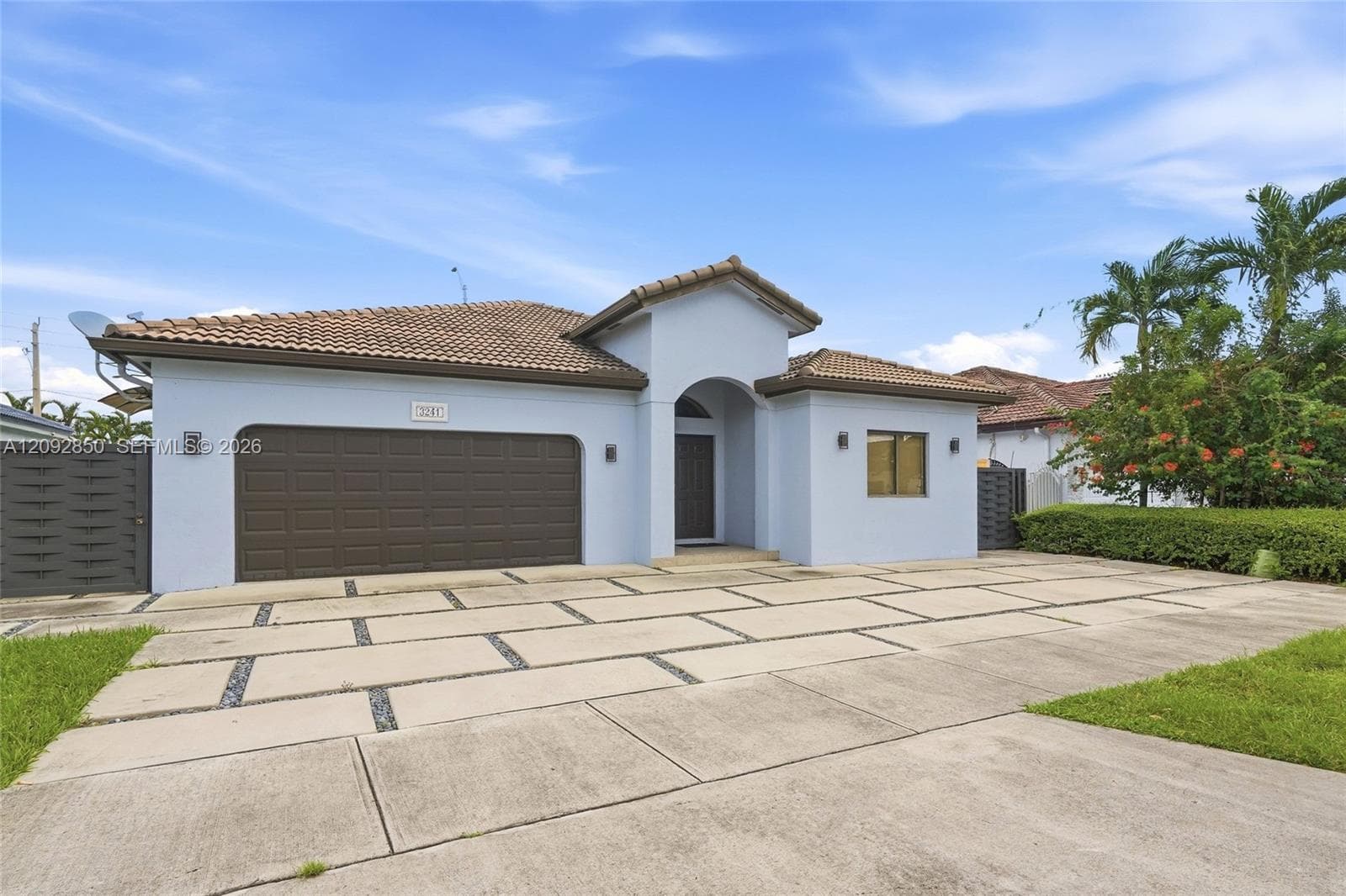 3241 SW 147th Ct photo 4