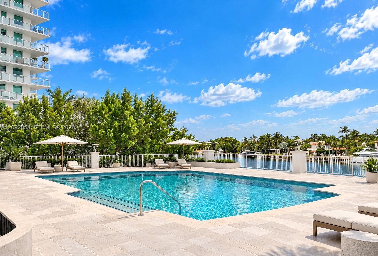 AQUASOL CONDO · #12S in Miami Beach - Photo 45
