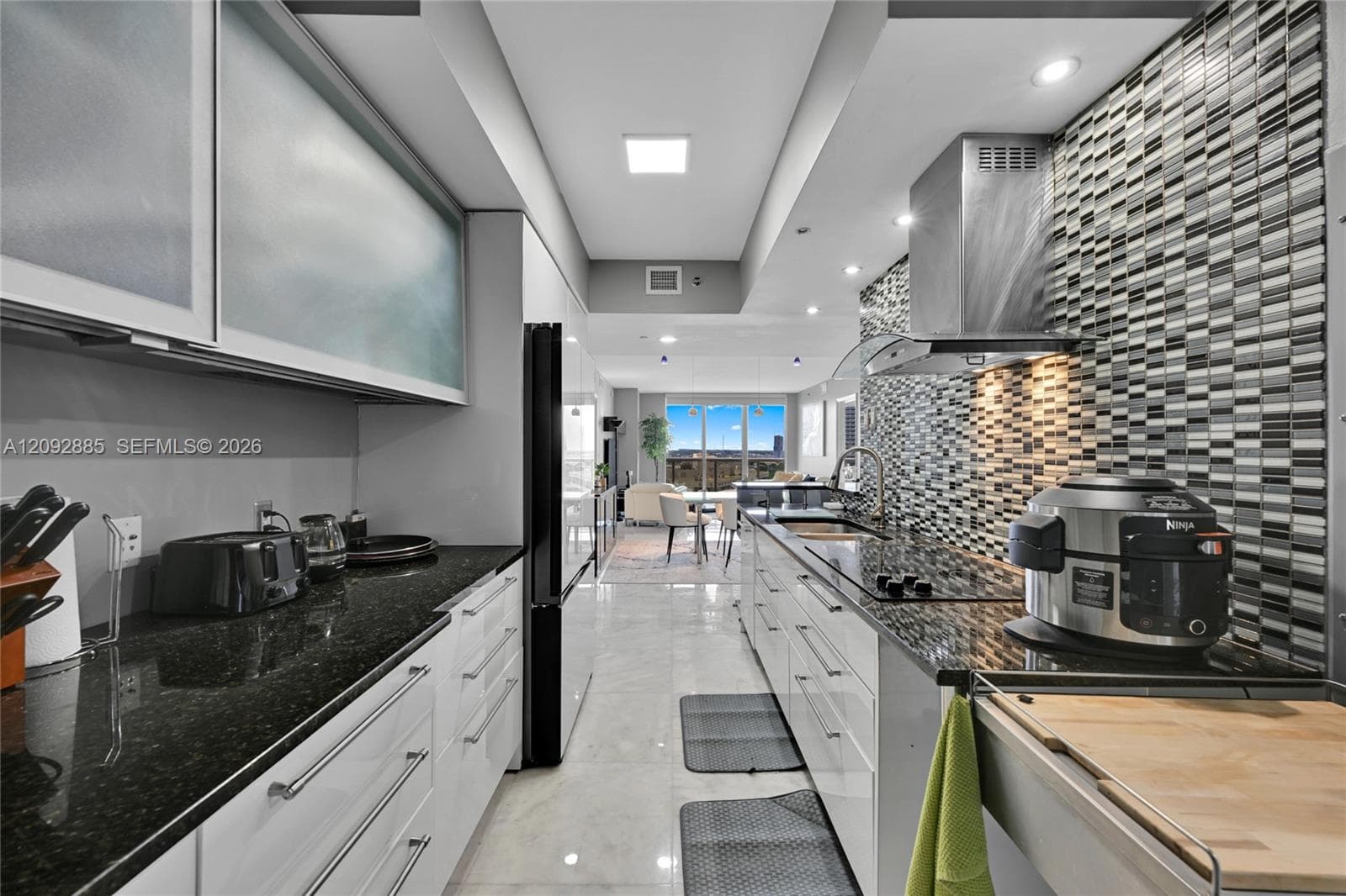 BEACH CLUB THREE CONDO · #1408 in Hallandale Beach - Photo 15
