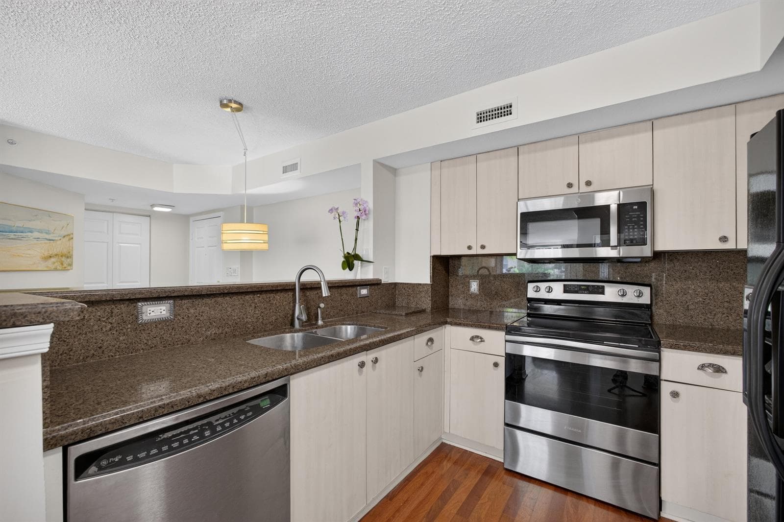 Kitchen-1