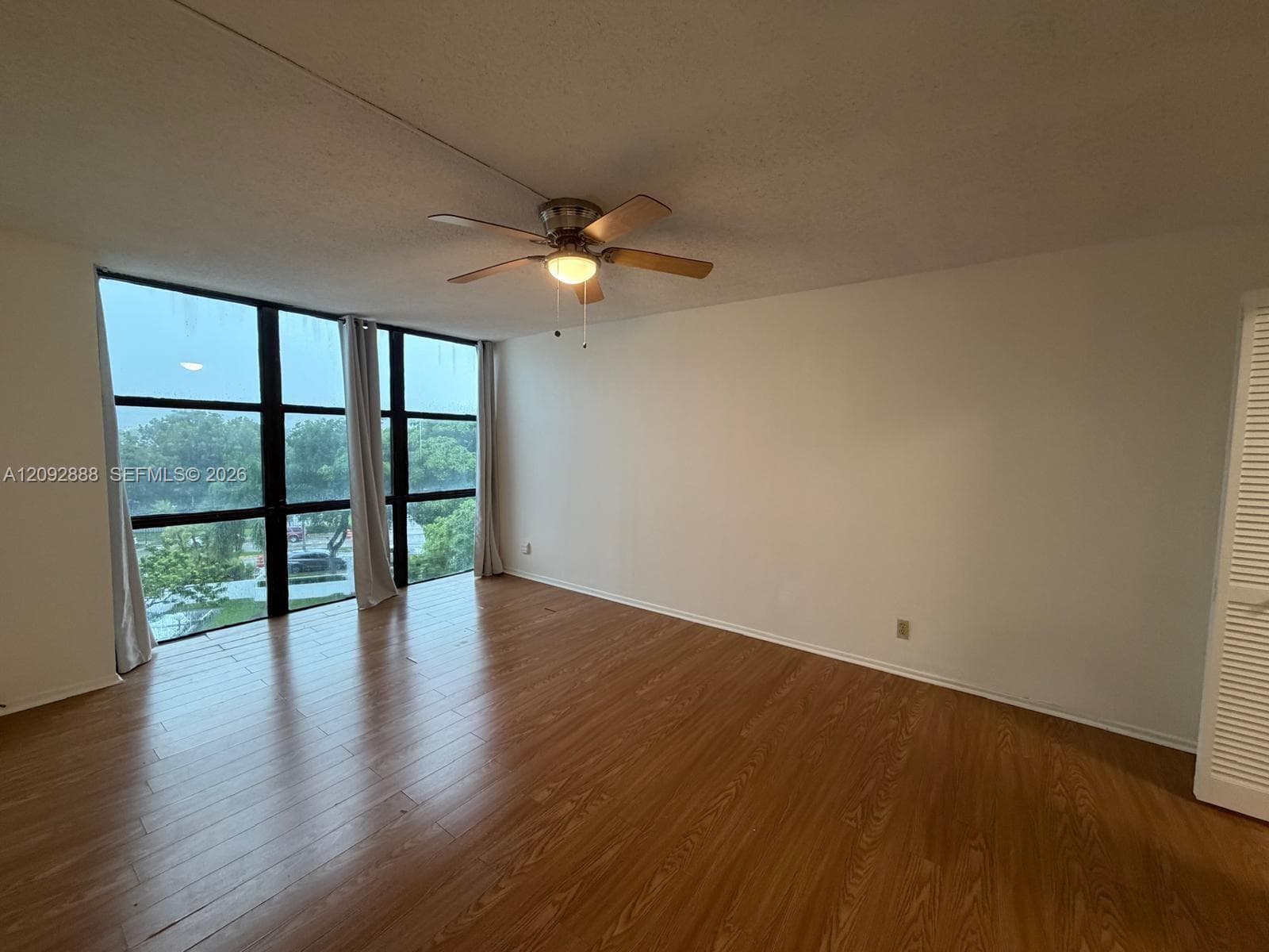 OCEANVIEW PARK CONDO · #507 in Hallandale Beach - Photo 13