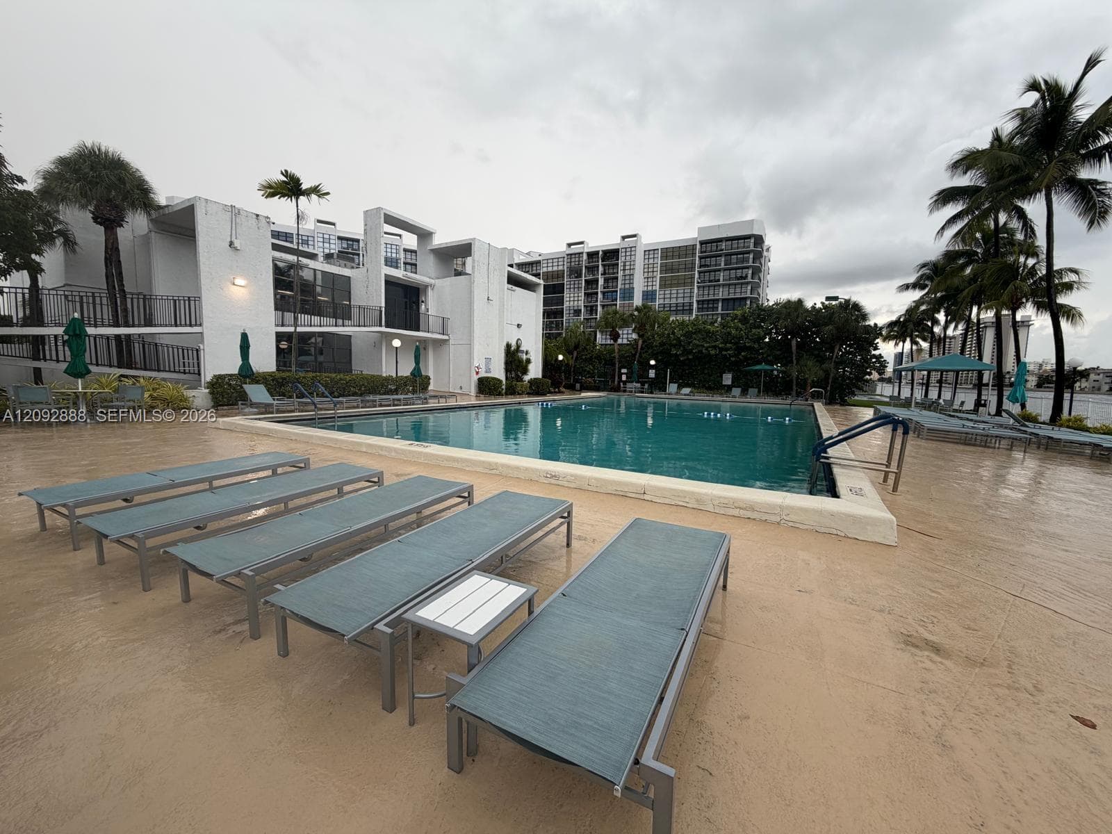 OCEANVIEW PARK CONDO · #507 in Hallandale Beach - Photo 26
