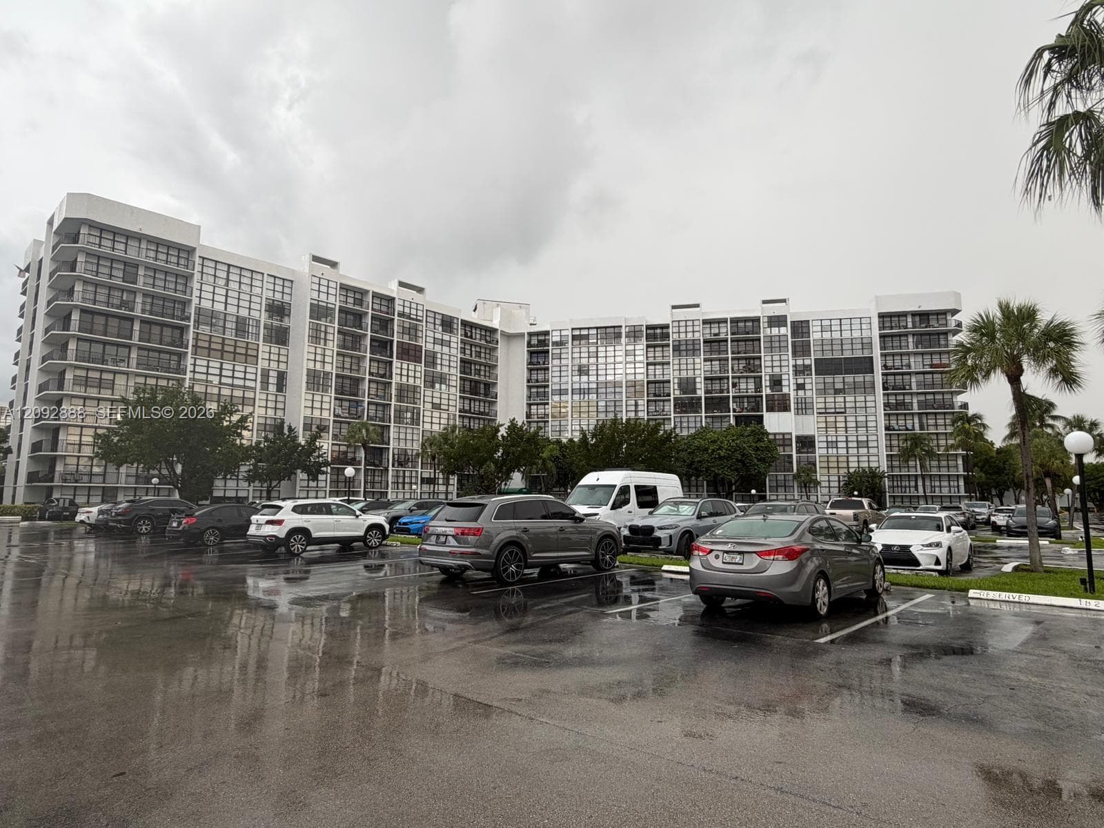 OCEANVIEW PARK CONDO · #507 in Hallandale Beach - Photo 37
