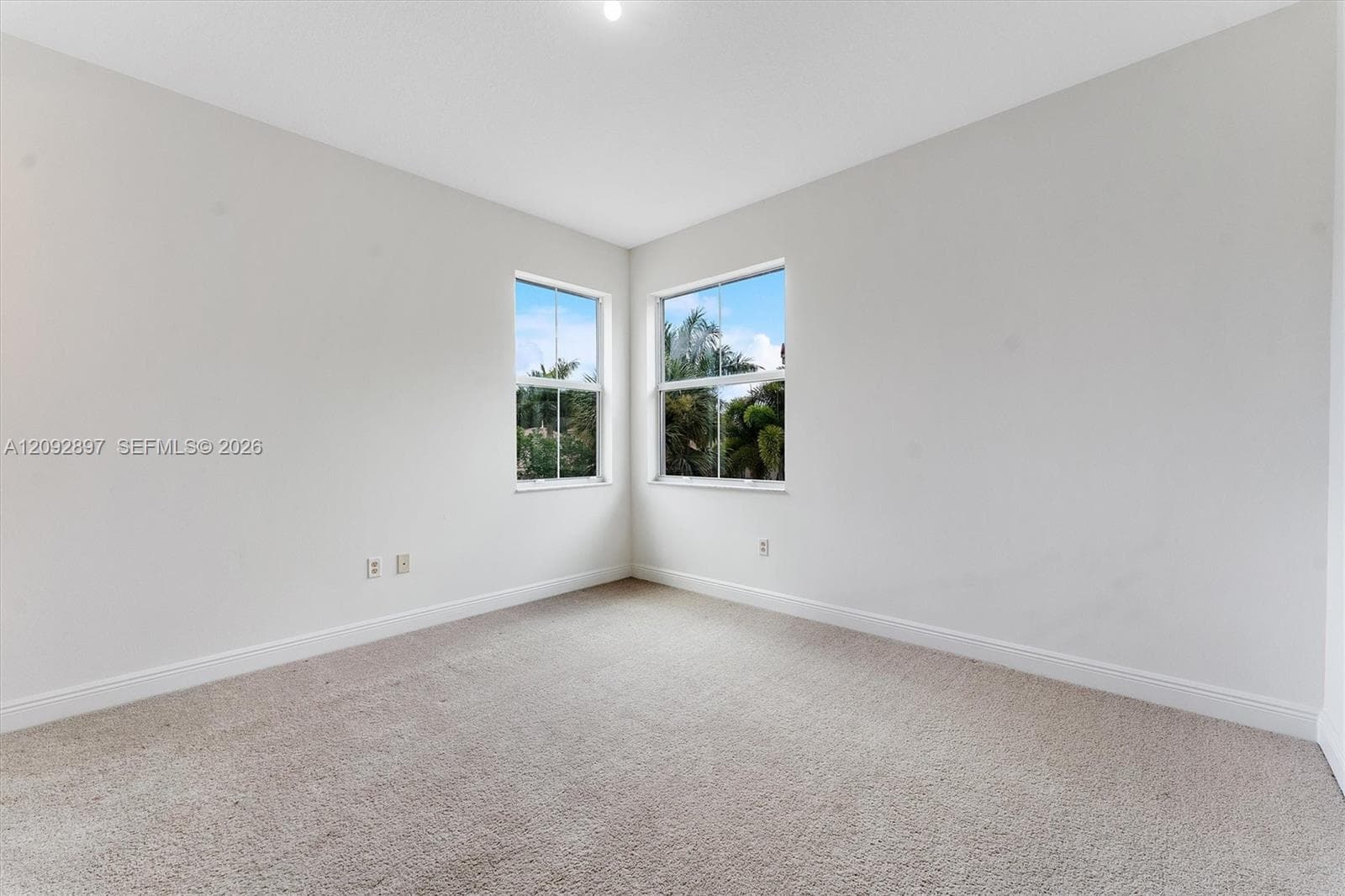 9640 Phipps Ln photo 56
