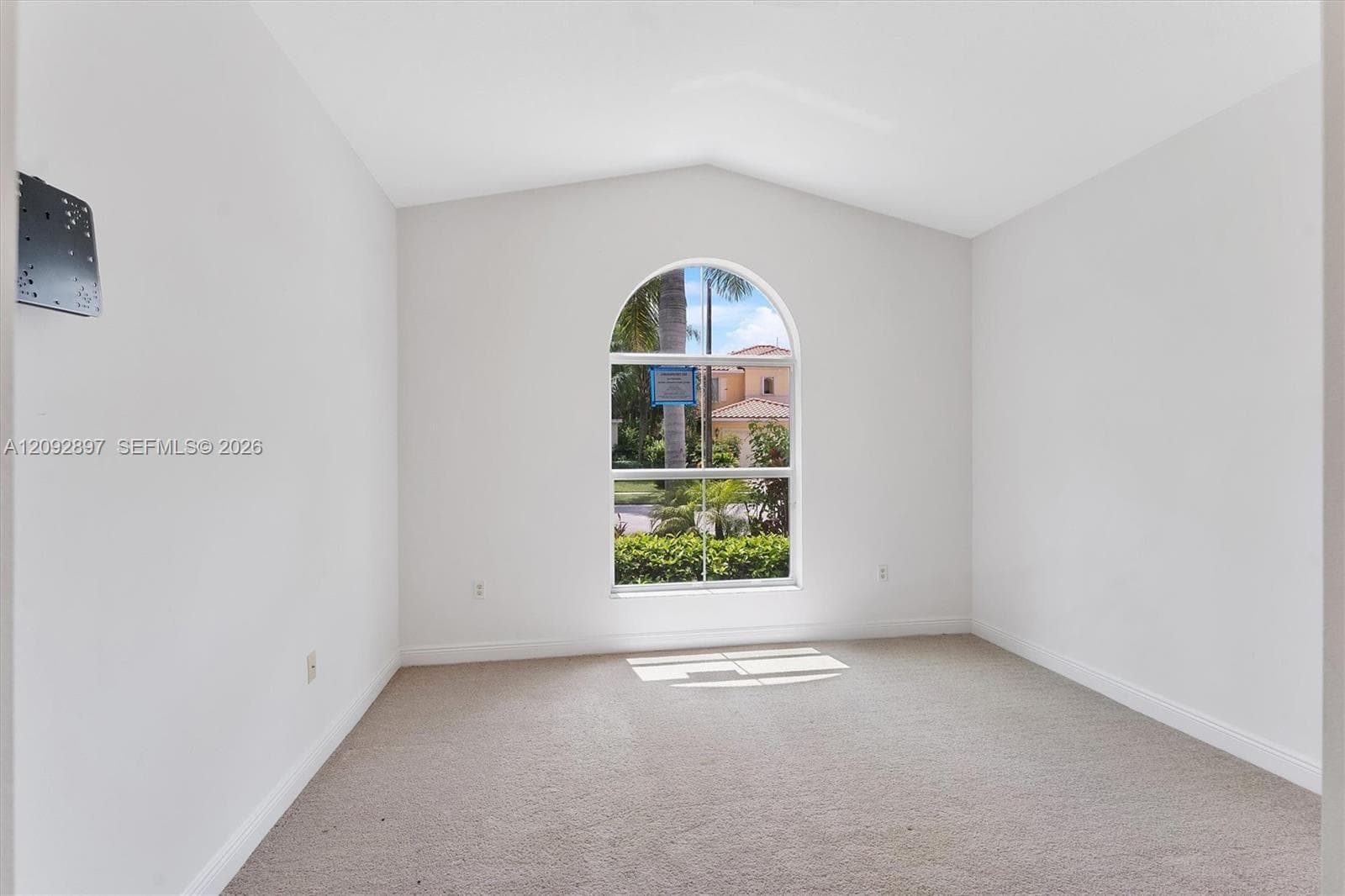 9640 Phipps Ln photo 34