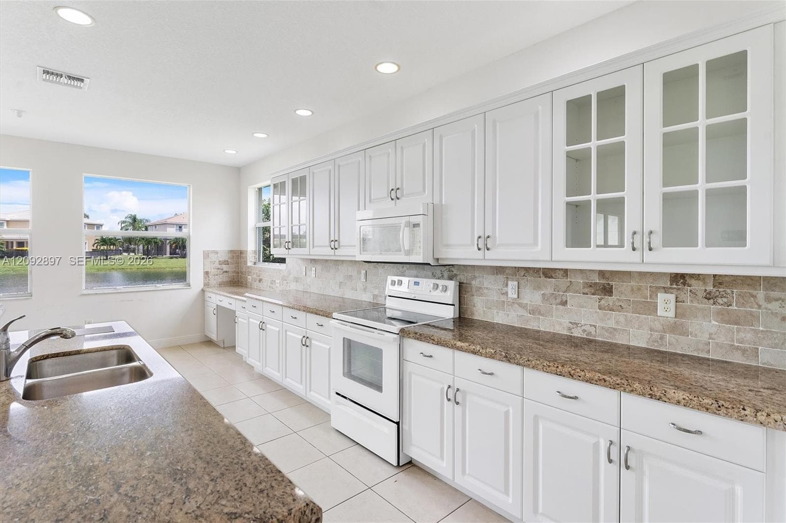 9640 Phipps Ln photo 29