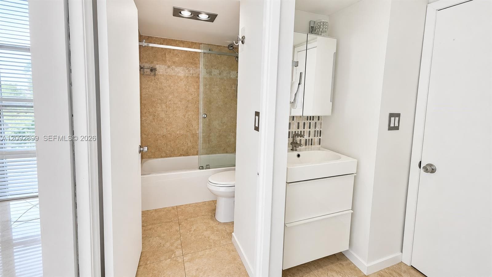 WATERVIEW CONDO · #133 in Aventura - Photo 9