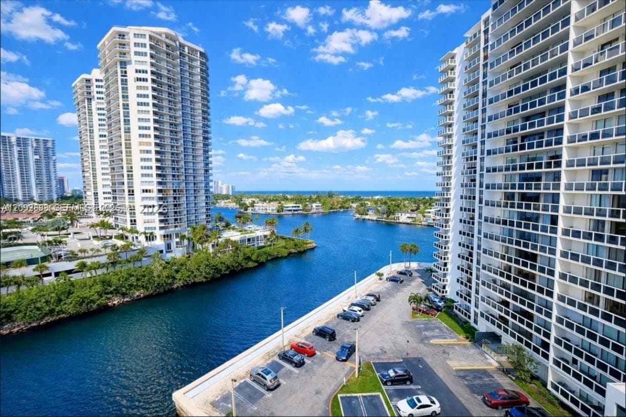 WATERVIEW CONDO · #133 in Aventura - Photo 10