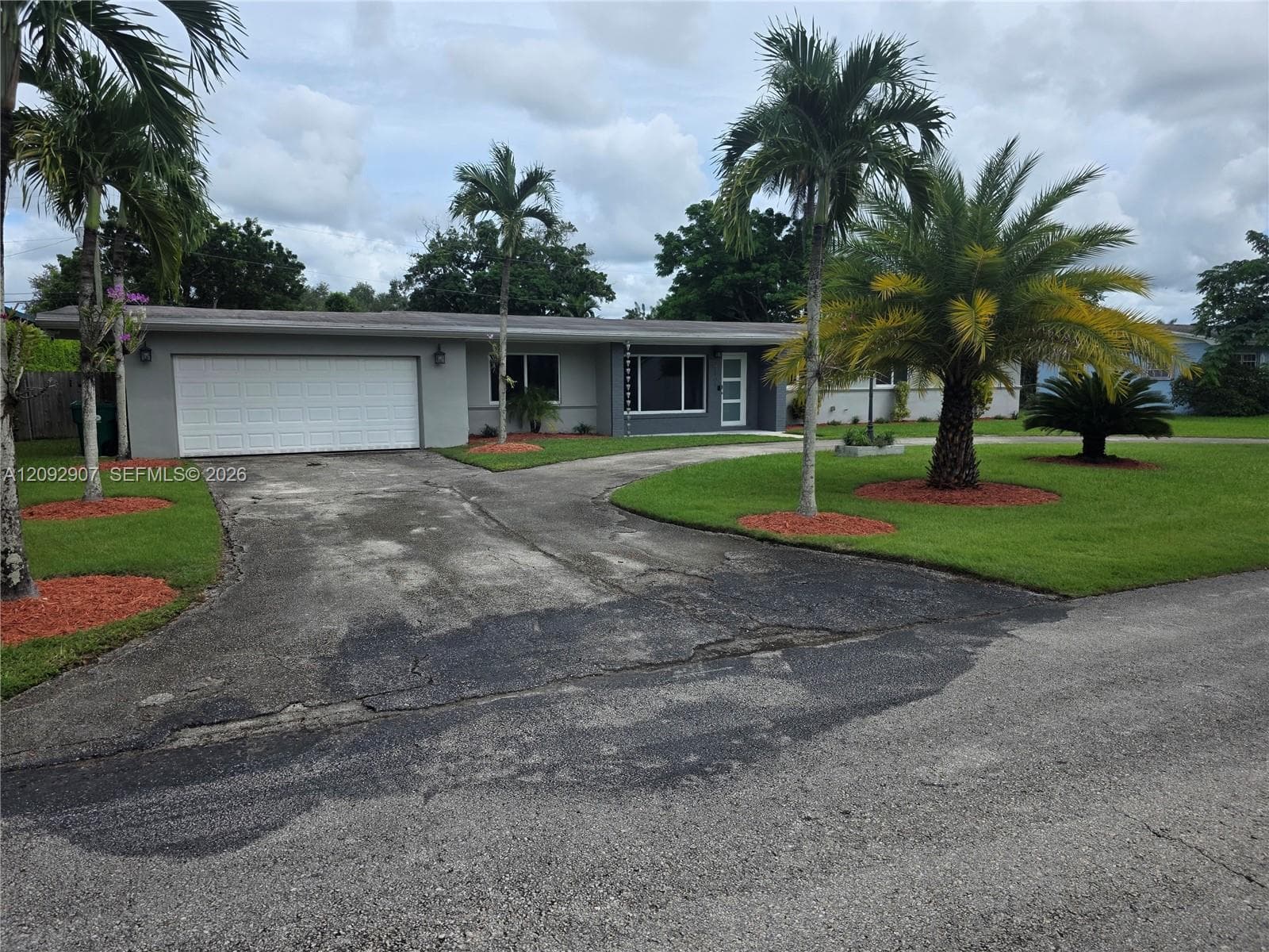 27401 SW 165th Ave #0 photo 1