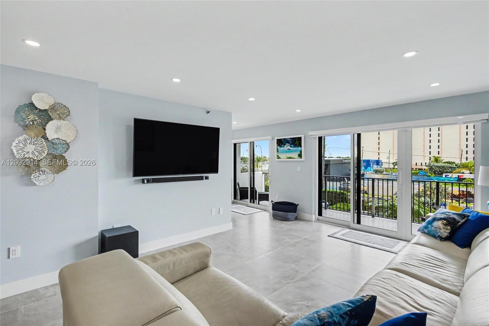 SUMMIT CONDO · #216N in Hollywood - Photo 2