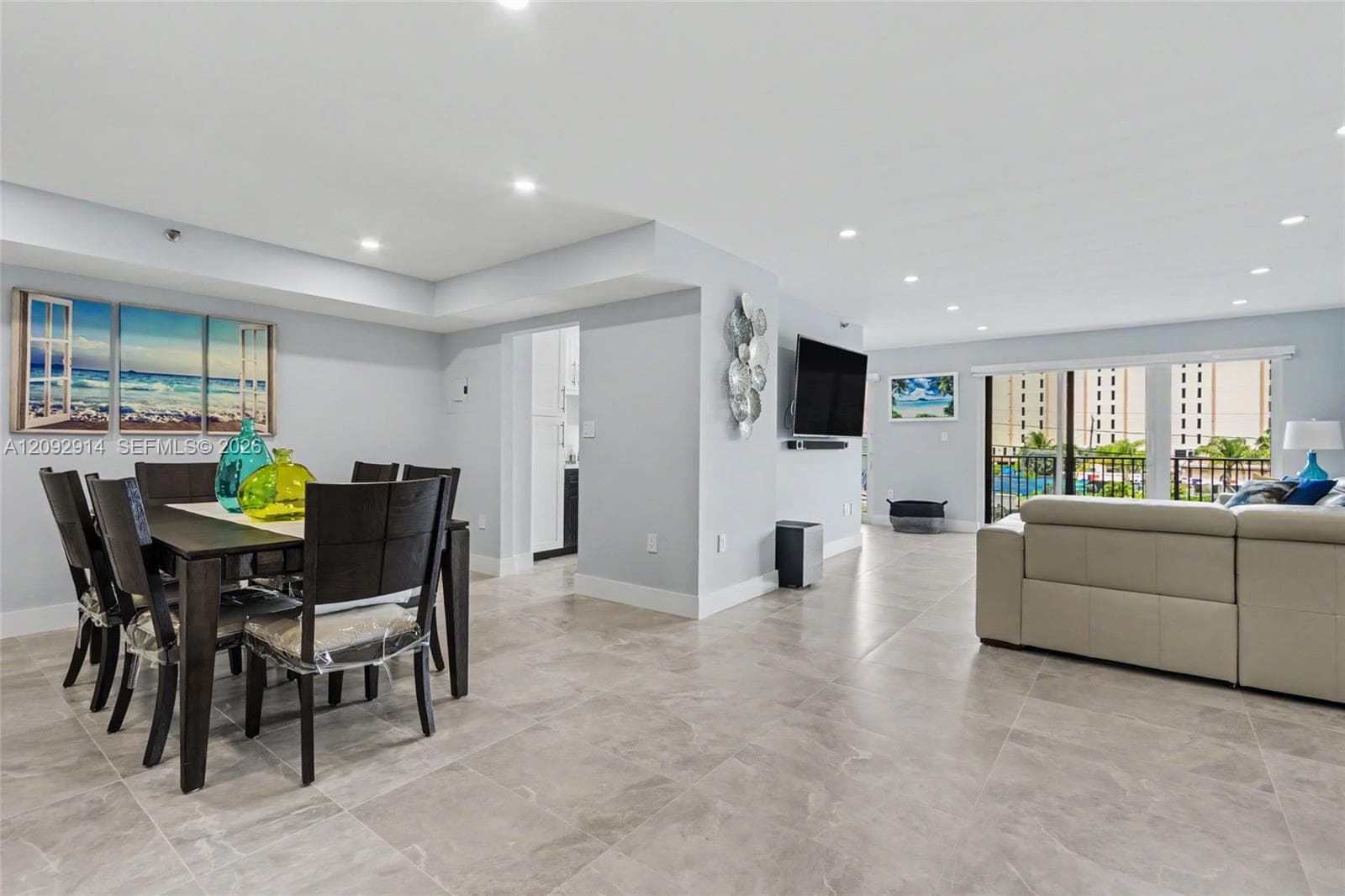 SUMMIT CONDO · #216N in Hollywood - Photo 3