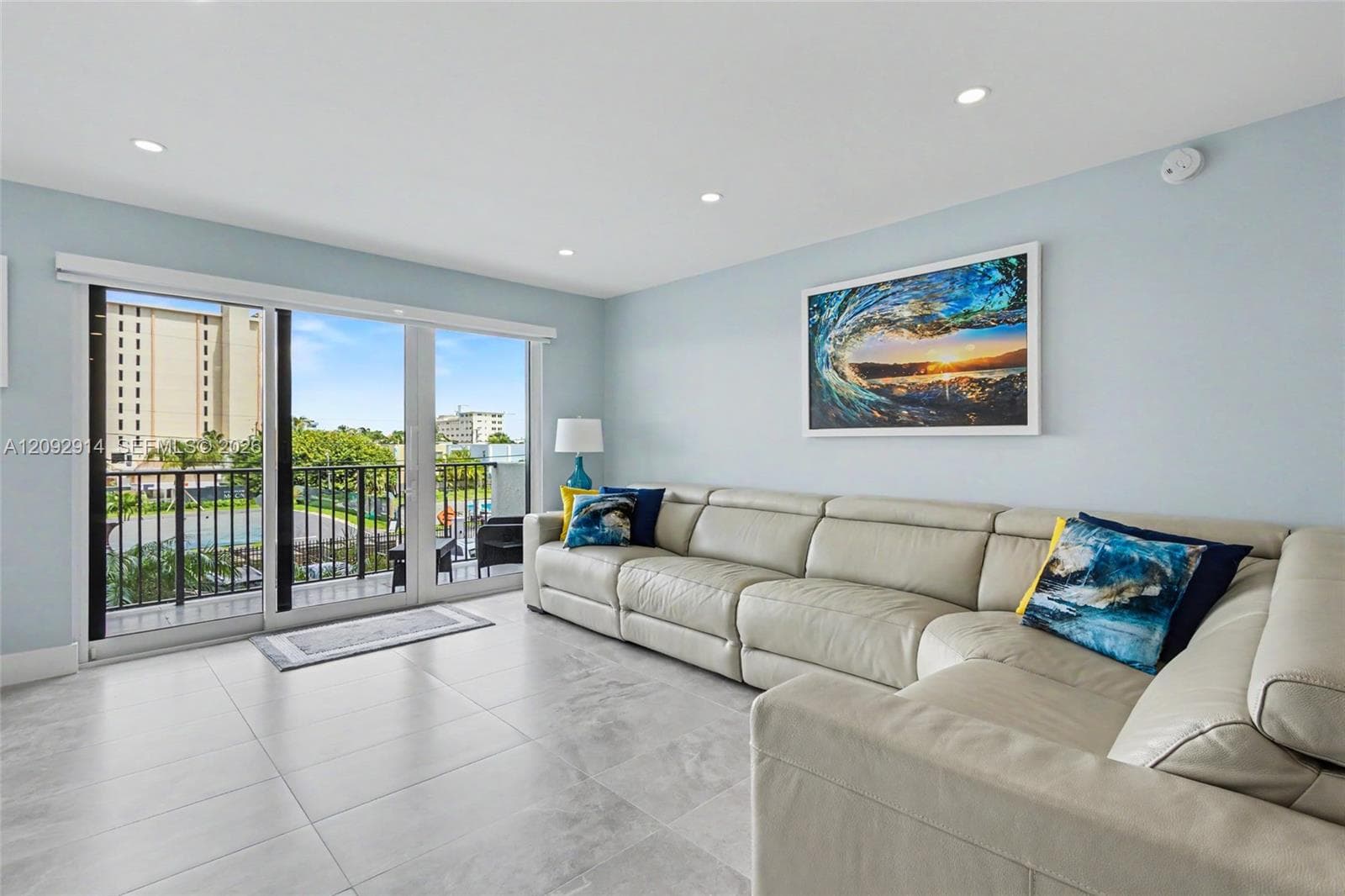 SUMMIT CONDO · #216N in Hollywood - Photo 4